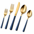 Set posate 5 pezzi in acciaio inox oro e blu navy - stile moderno per tavola